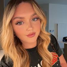 Has anyone stayed at Park Central? Trying to find a reasonable hotel for a  stay in early November but getting overwhelmed with all the choices🥴