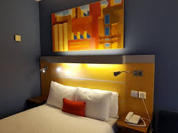 Guests praise the guestroom size. Holiday Inn Express Croydon Picture Of Holiday Inn Express London Croydon Tripadvisor