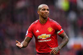 Ashley young sẽ trở lại premier league chơi bóng sau mùa giải đăng quang ngôi vô địch serie a cùng inter milan. Ashley Young Manchester United Will Be Ready For City Derby After Everton Loss Bleacher Report Latest News Videos And Highlights