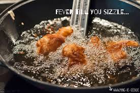 Jordan andino fries up a batch of kimchi fried chicken inspired by guy's grocery games. Korean Fried Chicken Selber Machen Mit Diesem Rezept Gelingt S