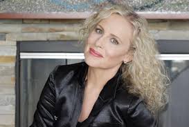 Pamela Winslow's Instagram, Twitter & Facebook