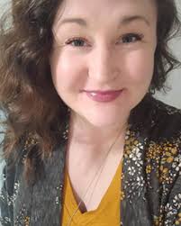 Alyssa Holsten's Instagram, Twitter & Facebook