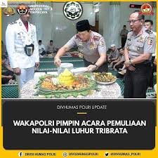 Gambar kartun polisi hd download now koleksi gambar animasi kartun p. 85 Ide Fotos Di 2021 Instagram Logo Polisi Tarik Tambang