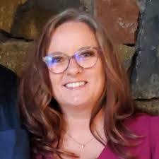 Barbara Hackworth's Instagram, Twitter & Facebook