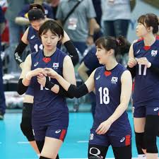 Jun 12, 2021 · 김연경·박정아 16점 합작 한국 女배구, vnl 러시아에 패해 류한준 기자 입력 2021.06.12 22:14 아이뉴스24 류한준 기자 좌우 쌍포가 힘을 냈으나 연패를 끊지 못했다. Bos Bos On Twitter ë°°êµ¬ ë°°êµ¬ì„ ìˆ˜ ë°°êµ¬ì‚¬ì§„ ì—¬ìžë°°êµ¬ êµ­ê°€ëŒ€í'œ ë°•ì •ì•„ í™©ë¯¼ê²½