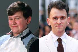 Harry melling is so much more than dudley dursley from the harry potter films for an exclusive chat with e! Harry Potter Actor Harry Melling On The Blessing Of Not Being Recognized People Com