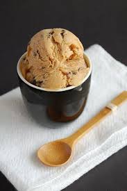 Glace Maison Des Recettes Gourmandes De Glace Maison Elle A Table Recette Glace Glace Et Sorbet Creme Glacee Au Caramel