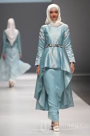 Dirangkum liputan6.com dari berbagai sumber, berikut ini beberapa potret zaskia dan shireen saat menggunakan baju kembar, kamis (24/12/2020). 33 Populer Kebaya Modern Zaskia Sungkar