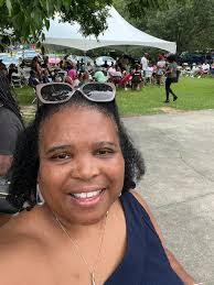 Crystal Broadwater's Instagram, Twitter & Facebook