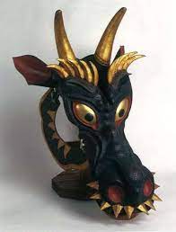 大阪で顔の企画展ー馬面 大阪天守閣蔵 フォトフラッシュ 京橋経済新聞 馬面 甲冑 馬具