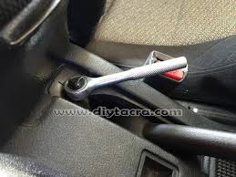 Bila awak perjalanan dengan kereta api anda akan mempunyai pilihan untuk menempah kerusi meja terlebih dahulu yang bermakna bahawa anda boleh terus bekerja semasa anda dalam perjalanan, memaksimumkan masa. Tacra S Diy Garage Common Hand Brake Problems