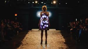 Thousands Of Tiny Micro Leds Can Be Woven Into Such Fabrics To Create Garments That Can Change Pattern Or Colour Instantly Smart Textiles Fashion Wearable Tech