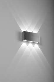 Bekijk bij karwei allerlei soorten wandlampen voor iedere ruimte. Lhg Led Wandleuchte Strom Innen Aussen Up Downlight Eckig Aluminium Geburstet 6 Flammig 4000 Kelvin Lightstream Wohnlicht