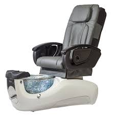 There Are Many Pedicure Spas To Choose From But Only The Bravo Ve Achieves The Perfect Balance Of Style And Es Pedicure Chair Spa Pedicure Chairs Pedicure Spa