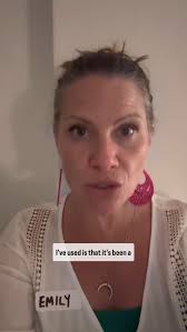 Emily Beale (@emily_beale_yogi) • Fotos y videos de Instagram