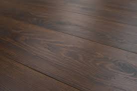 Lucerne 7 X 48 X 12mm Oak Laminate Flooring Oak Laminate Flooring Laminate Flooring Wood Laminate