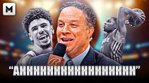 Like many Charlotteans, Hornets announcer Eric Collins is a Ohio native  that loves the Queen City