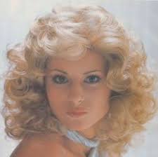 Women's 1970s Hairstyles: An Overview