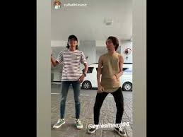 Penyanyi dan pelakon media sosial: Tit Tok Ayie Elham Floor 88 Youtube
