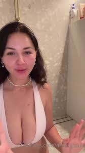 Anna Paul Shower Messy Dildo Bj