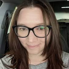 Alice Purdy's Instagram, Twitter & Facebook