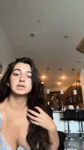 Pretty Pussy Slut 4 - EPORNER