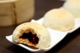 Dive into mouthwatering authentic dim sum at tim ho wan with the four heavenly kings which includes crumbly and fluffy pork buns, spongy steamed egg cake, silky beancurd skin with pork & shrimp, and savoury carrot cake. Tim Ho Wan Singapore Surprise Just As Good If Not Better Than Hong Kong S Danielfooddiary Com