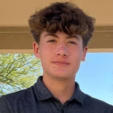 Drew Becker's Instagram, Twitter & Facebook