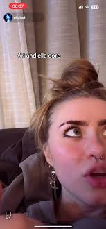 Asmet Sauer Auf Ella