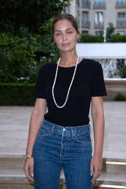 En 2011, elle incarne justine leblanc dans le film des. Who Is Marie Ange Casta Dating Marie Ange Casta Boyfriend Husband