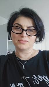 Silvia Samaniego's Instagram, Twitter & Facebook