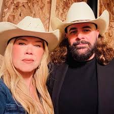 Taylor Swift's album referencing Madonna's True Blue