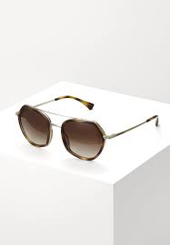 Unsere redaktion hat unterschiedlichste produzenten ausführlichst verglichen und wir zeigen ihnen hier die resultate. Emporio Armani Sonnenbrille Brown Braun Zalando De