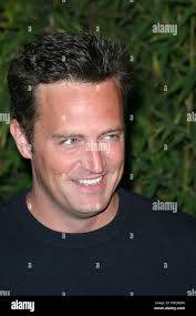 Matthew perry 2004 hi-res stock photography and images