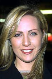 Amanda Tavarez • Jeune • Jeunesse