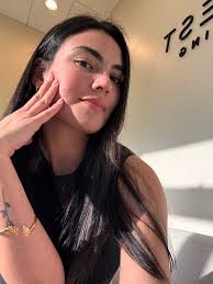 Seeking a person who could help with packing and moving boxes for Crafty  Bits Shop in alexandra Saturday from 10.30 until about 12.30 Thanks Please  message me