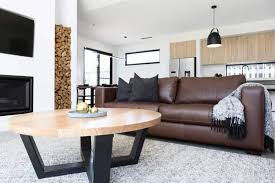 A leather sofa in rich brown, dark brown warm wood walls contrast a black leather woven headboard that brings texture in. 17 Dark Brown Leather Sofa Decorating Ideas Home Decor Bliss Dark Brown Leather Sofa Brown Leather Sofa Decor Brown Leather Sofa Living Room