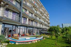 Hotel golden beach 3 stele eforie nord este amplasat in zona centrala a statiunii, la aproximativ 100 de metri de plaja, in vecinatatea hotelului europa. Hotel Vis Eforie Nord Updated 2021 Prices