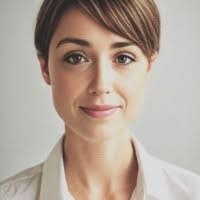 Meredith Galloway's Instagram, Twitter & Facebook