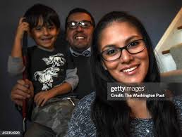 300 Laura Leary Photos & High Res Pictures