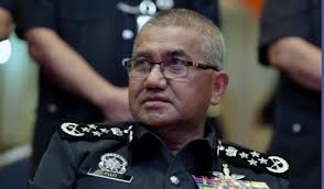 Ketua polis terang2 ckp secara umum bahawa politik kita ni kotor! Fuzi Akan Disingkir Rombakan Besar Besaran Dalam Pdrm Online News