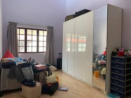 Untuk mempercantik tampilan taman, dibutuhkan berbagai tanaman hias cantik seperti bunga, tanaman bonsai dan berbagai jenis tanaman lainnya sehingga udara. Double Storey Terrace Jalan Zuhrah Taman Subang Murni 40150 Shah Alam Amaz Empire Property