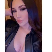 Breanna Molina's Instagram, Twitter & Facebook