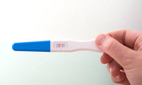 Ab wann kannst du einen frühschwangerschaftstest machen und wie einnistung des embryos in die gebärmutterschleimhaut. Positive Schwangerschaftstest Bei Mannern