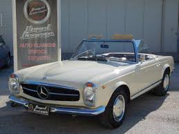It replaced the iconic 300 sl 'gullwing' and roadster models as well as the more affordable 190 sl roadster. Classic Cars For Sale On Classic Trader Www Classic Trader Com