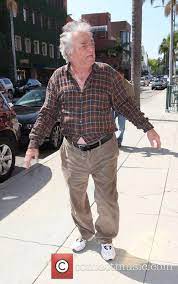 According to his daughter, reports usa today, falk had been suffering from alzheimer's disease and dementia. Peter Falk News And Photos Contactmusic Com