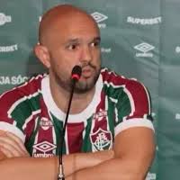 Fátima Dutra compartilha emoção na estreia pela Seleção