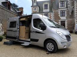 Le Point Sur Les Nouveaux Renault Trafic Et Master Van Life Magazine Fourgon Furgo Campervan Van Renault Trafic Master Renault Vans Fourgon