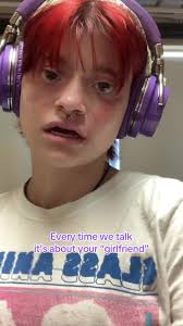 Oliver (@oddlyollie_)