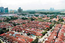 A strategic location to all seeking the vibrancy and convenience of the best amenities in usj. Cover Story Industrial Usj 1 Undergoes A Mini Facelift The Edge Markets